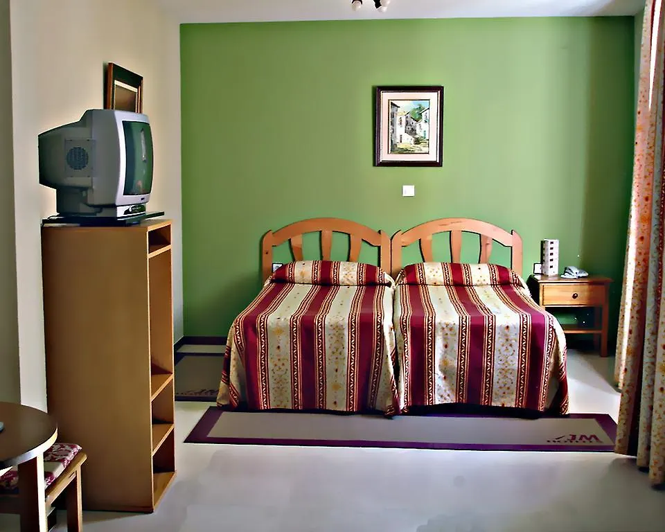Hotel Jm Jardin De La Reina Guillena